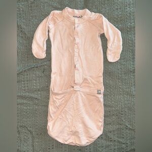 Goumi Kids 24hr Convertible Sleeper Baby Gown